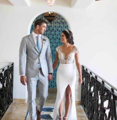 Nicole Johnson With Her Husband, Michael Phelps During Their Wedding Day